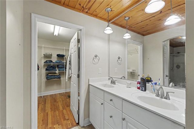 373 Bradley Tysinger Road, Lexington, NC 27295