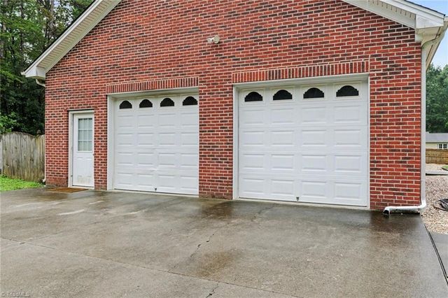 373 Bradley Tysinger Road, Lexington, NC 27295