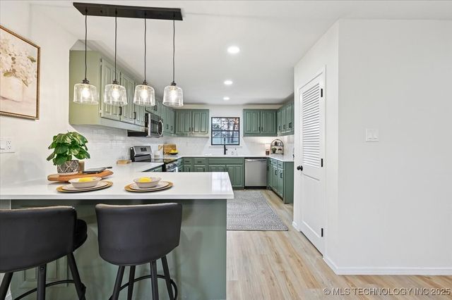 16561 N 56th West Avenue, Skiatook, OK 74070