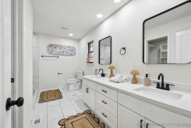 16561 N 56th West Avenue, Skiatook, OK 74070