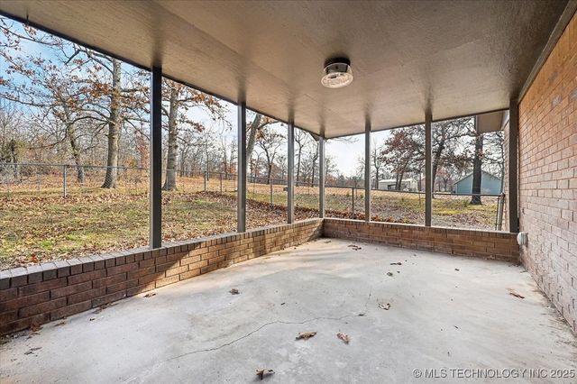 16561 N 56th West Avenue, Skiatook, OK 74070