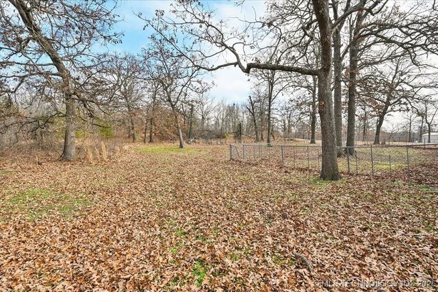 16561 N 56th West Avenue, Skiatook, OK 74070