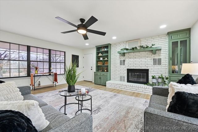 16561 N 56th West Avenue, Skiatook, OK 74070