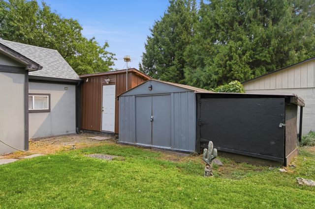 1103 E 12th Ave, Spokane, WA 99202