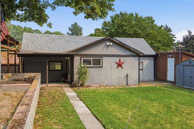1103 E 12th Ave, Spokane, WA 99202