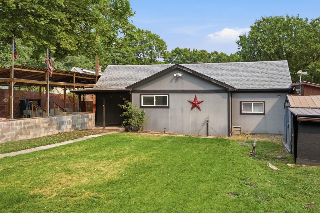 1103 E 12th Ave, Spokane, WA 99202 photo 1