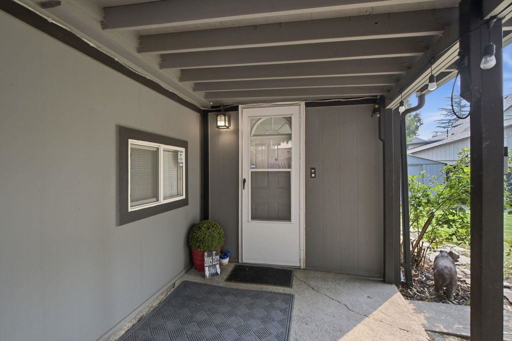 1103 E 12th Ave, Spokane, WA 99202 photo 5