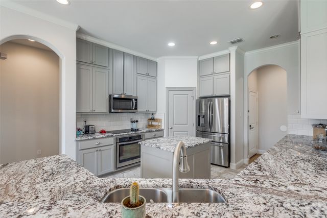 8525 Forest Creek Lane, Anna, TX 75409