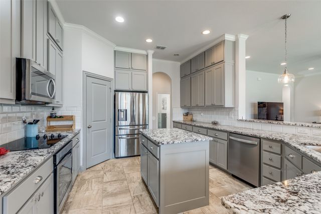 8525 Forest Creek Lane, Anna, TX 75409