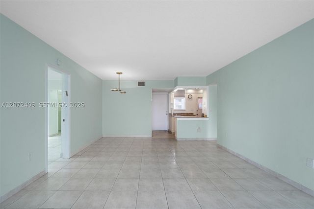 2903 Point East Dr K414, Aventura, FL 33160