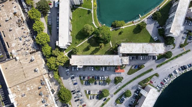2903 Point East Dr K414, Aventura, FL 33160