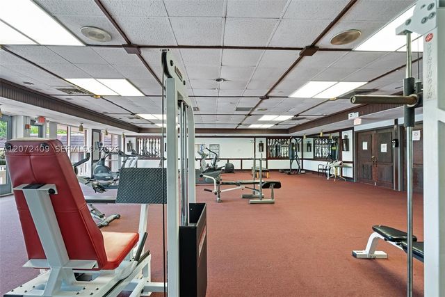 2903 Point East Dr K414, Aventura, FL 33160