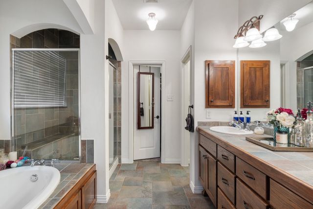 6405 E Grand Avenue, Dallas, TX 75223