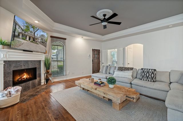 6405 E Grand Avenue, Dallas, TX 75223