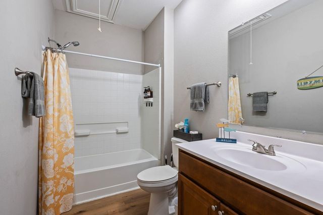 2203 56th Street, Galveston, TX 77551