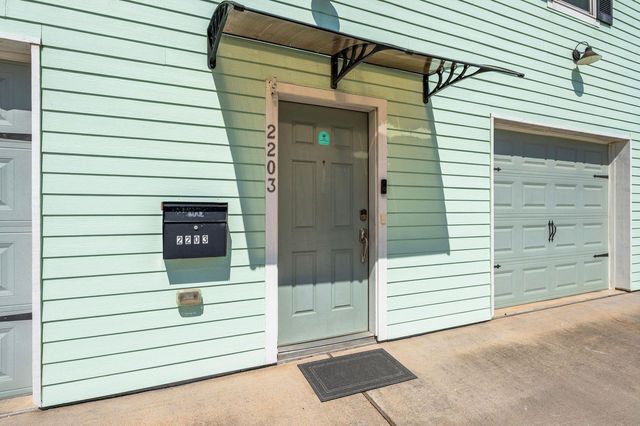 2203 56th Street, Galveston, TX 77551