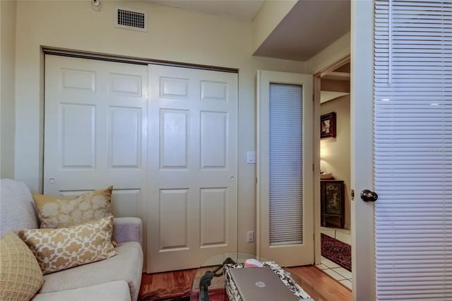 6205 SHORELINE DRIVE 1304, Seminole, FL 33708