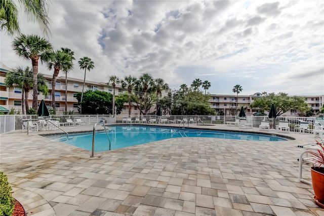 6205 SHORELINE DRIVE 1304, Seminole, FL 33708