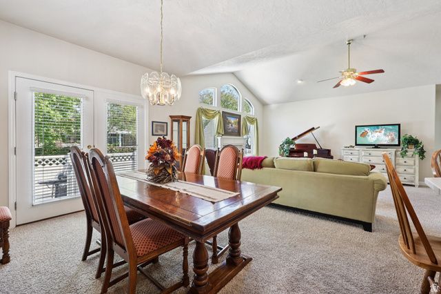 1534 W HOMECOMING AVE, South Jordan, UT 84095