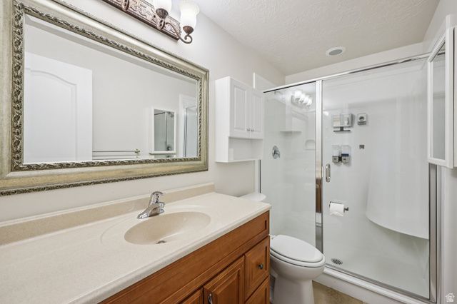 1534 W HOMECOMING AVE, South Jordan, UT 84095