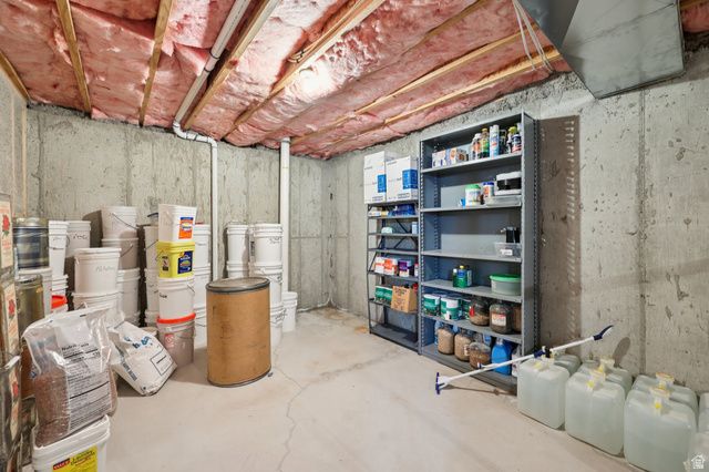 1534 W HOMECOMING AVE, South Jordan, UT 84095