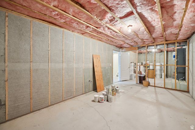 1534 W HOMECOMING AVE, South Jordan, UT 84095