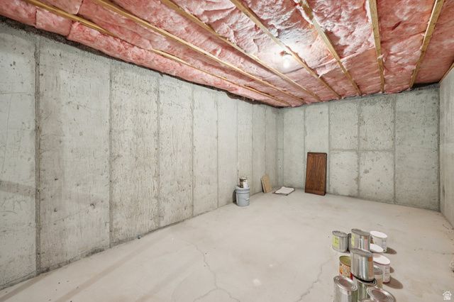 1534 W HOMECOMING AVE, South Jordan, UT 84095