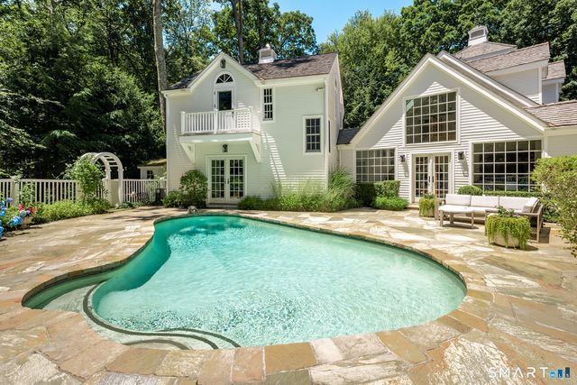 34 Laurel Lake West, Weston, CT 06883