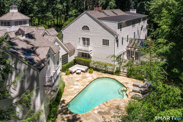 34 Laurel Lake West, Weston, CT 06883
