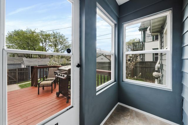 3817 Portland Avenue, Minneapolis, MN 55407