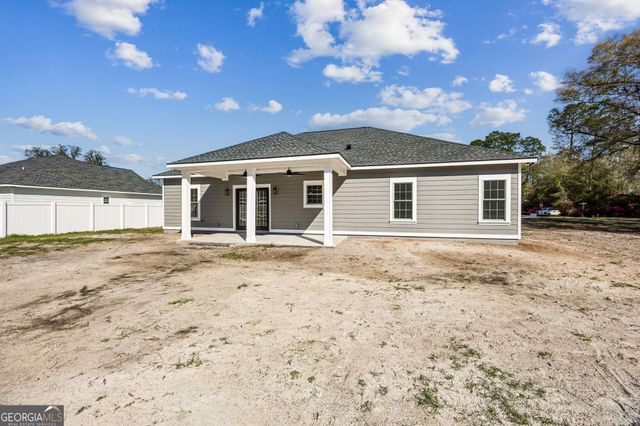 110 Robinson Street, Folkston, GA 31537