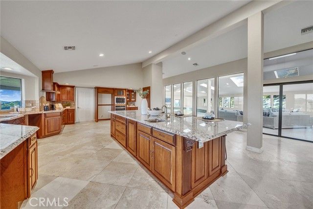 42253 Via Nortada, Temecula, CA 92590