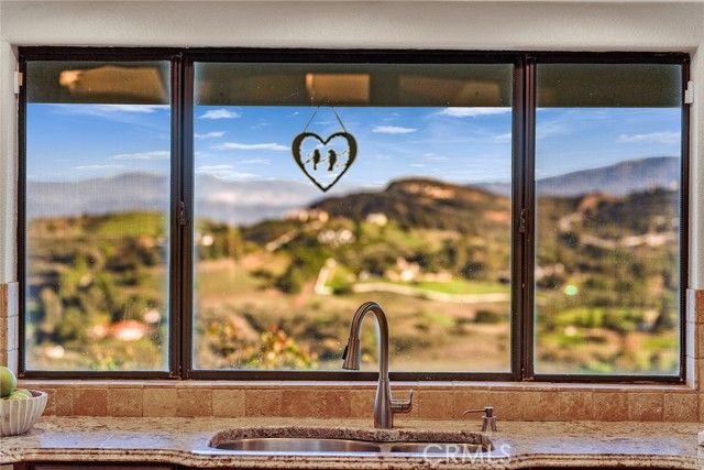 42253 Via Nortada, Temecula, CA 92590