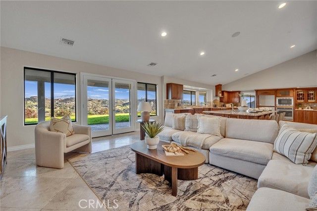 42253 Via Nortada, Temecula, CA 92590