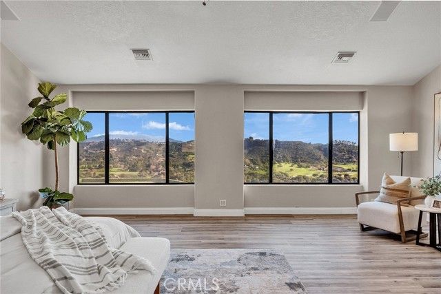 42253 Via Nortada, Temecula, CA 92590