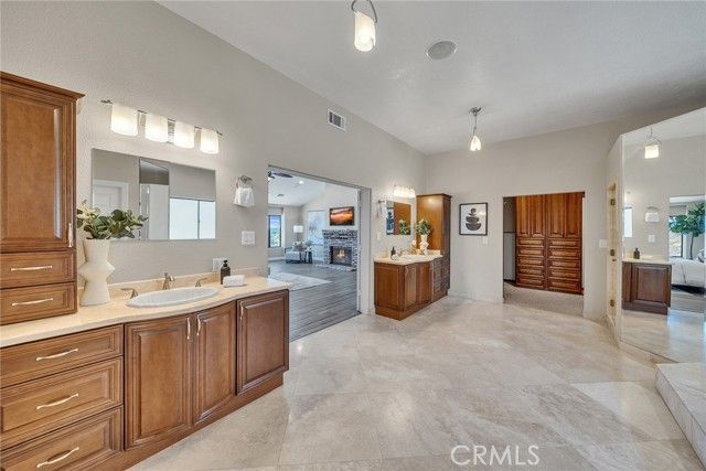 42253 Via Nortada, Temecula, CA 92590