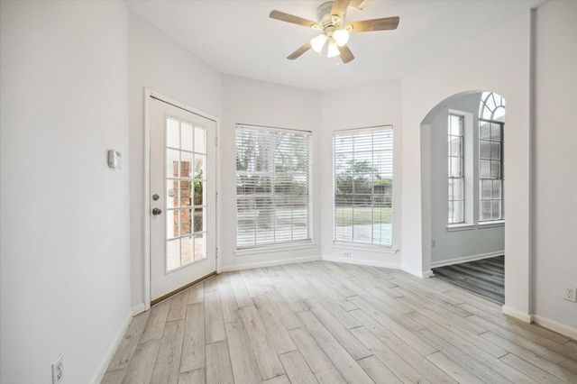 2715 Oakland Drive, Sugar Land, TX 77479
