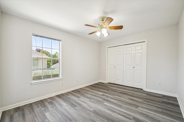 2715 Oakland Drive, Sugar Land, TX 77479