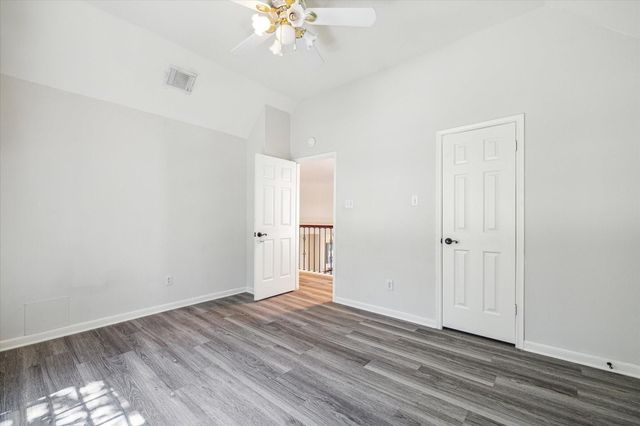 2715 Oakland Drive, Sugar Land, TX 77479