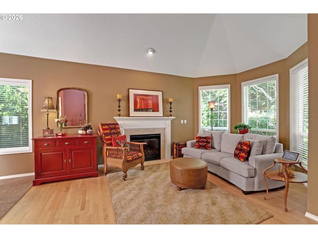 7437 Sw 32ND Ave, Portland, OR 97219