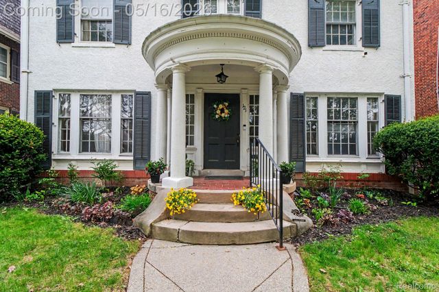 121 Longfellow Street, Detroit, MI 48202