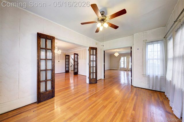 121 Longfellow Street, Detroit, MI 48202