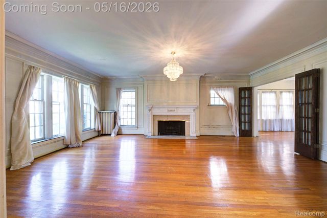 121 Longfellow Street, Detroit, MI 48202