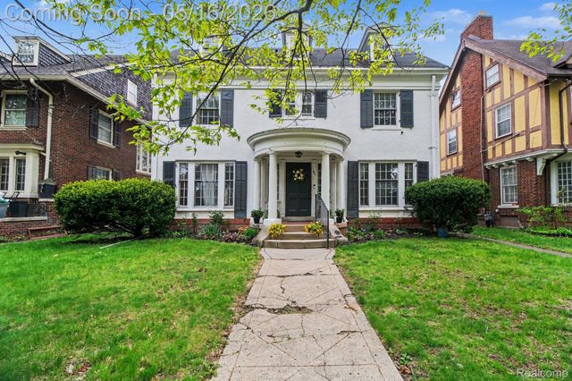 121 Longfellow Street, Detroit, MI 48202