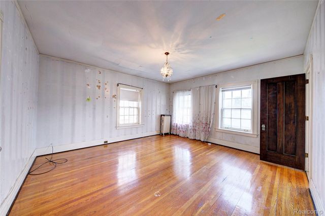 121 Longfellow Street, Detroit, MI 48202