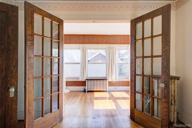 121 Longfellow Street, Detroit, MI 48202