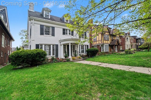 121 Longfellow Street, Detroit, MI 48202