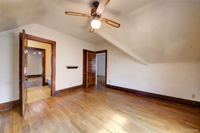 121 Longfellow Street, Detroit, MI 48202