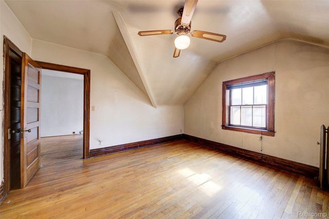 121 Longfellow Street, Detroit, MI 48202