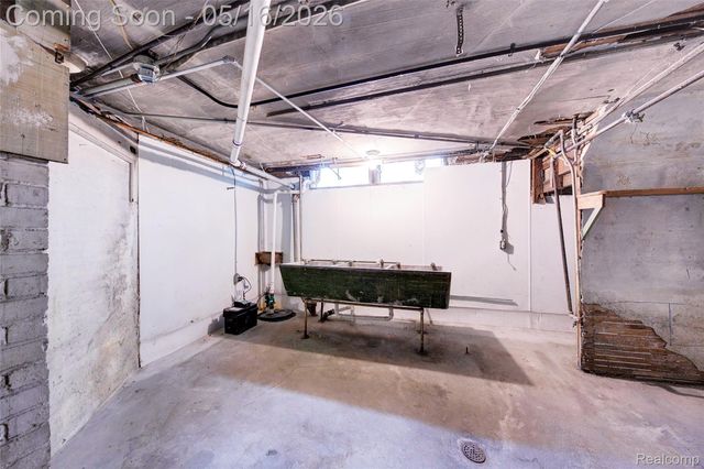 121 Longfellow Street, Detroit, MI 48202